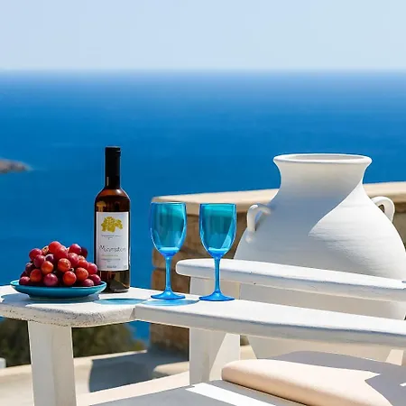 Holiday home Mykonos Coastal Retreat - Giovanna's Beachfront Escape With Jacuzzi *